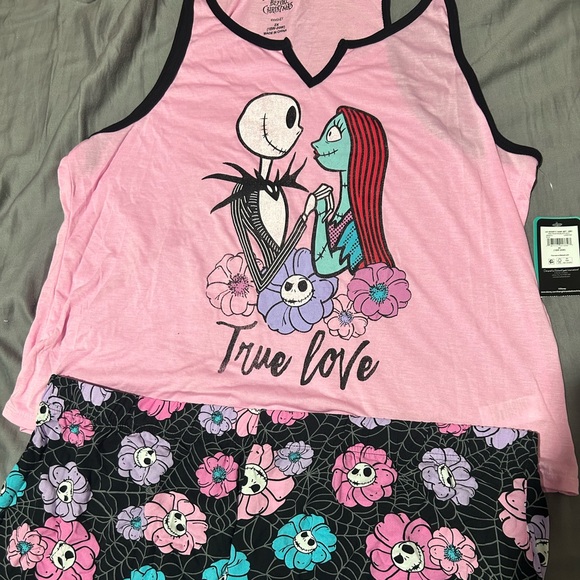 Other - A nightmare before christmas pajama set